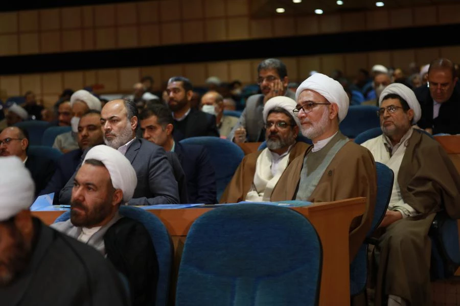  بیست و نهمین اجلاس سراسری نماز 10