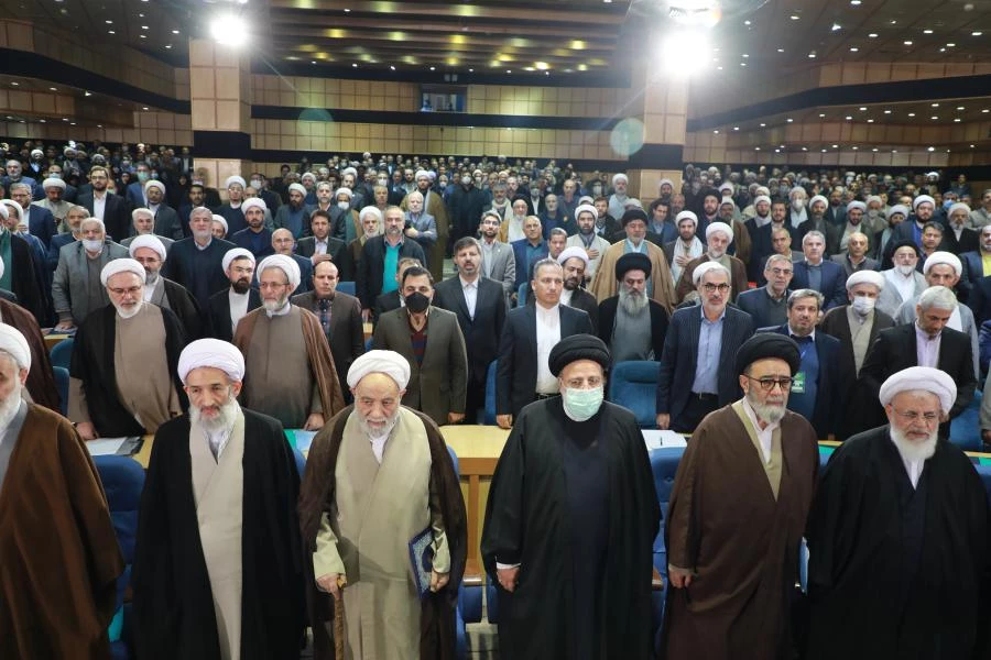  بیست و نهمین اجلاس سراسری نماز 13