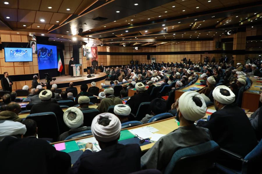  بیست و نهمین اجلاس سراسری نماز 28