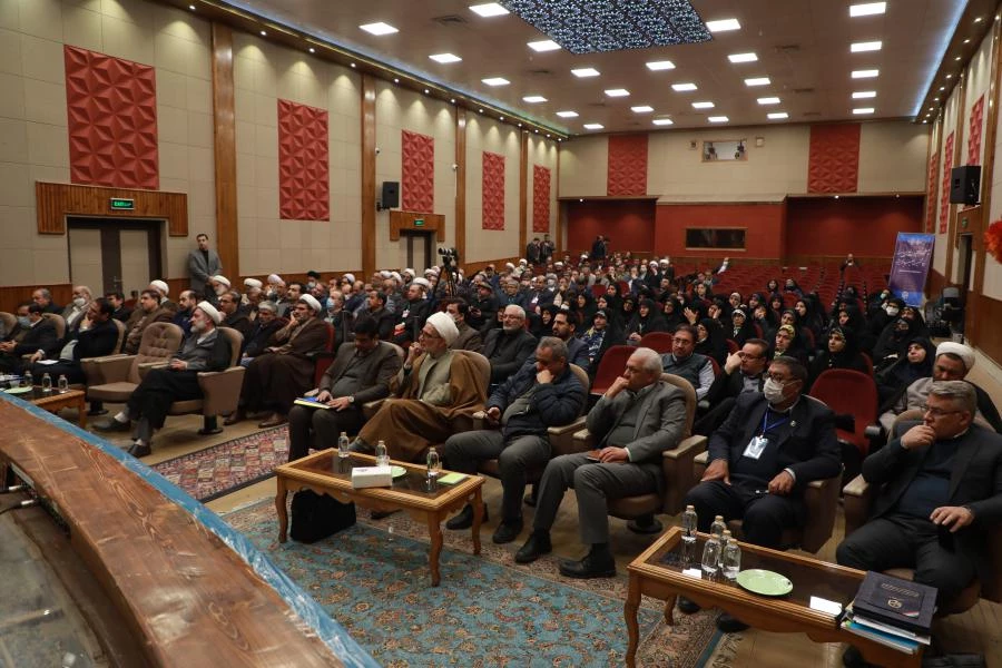 آیین اختتامیه سی و سومین اجلاس سراسری مدیران دانشگاه فرهنگیان  6