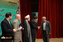 از برگزیدگان رهنامه 40 ماده ای تقدیر شد 2