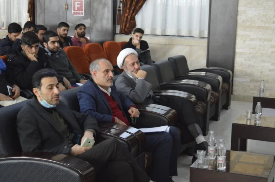 یقین داریم با عنایت خدا، دانشگاه فرهنگیان به یکی از قوی ترین دانشگاه های کشور تبدیل خواهد شد 8