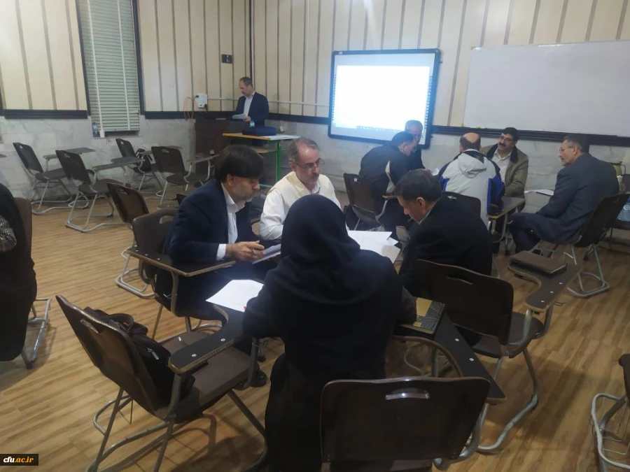 دوره بالندگی کارورزی 2 و 4
 3