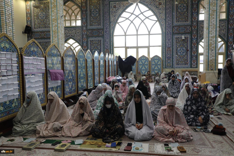 حضور رییس دانشگاه فرهنگیان در مراسم اعتکاف مسجد جامع خرمشهر باغ موزه انقلاب اسلامی و دفاع مقدس 5