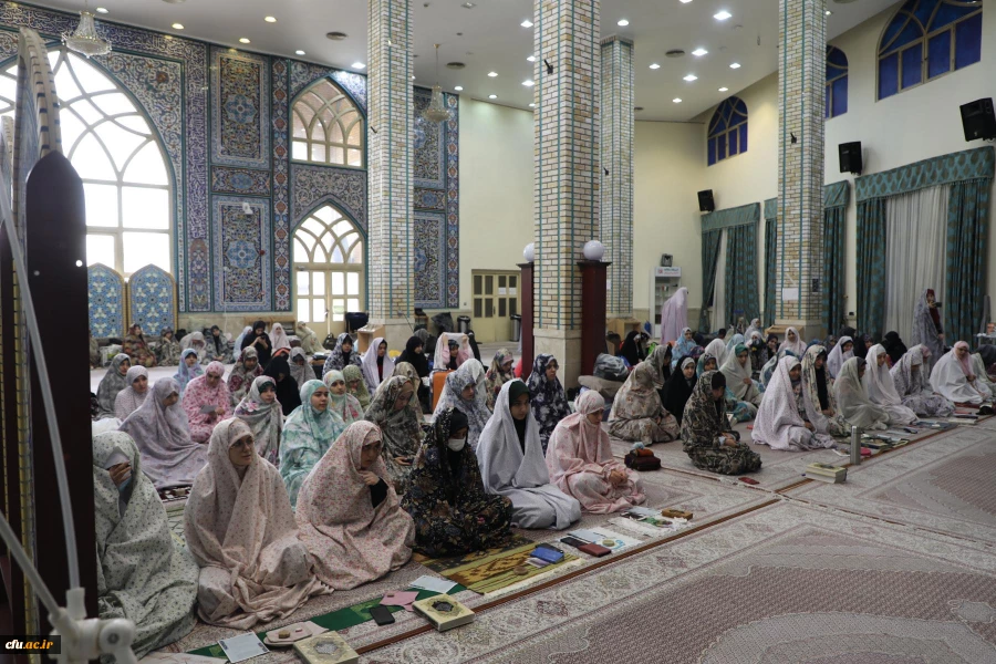 حضور رییس دانشگاه فرهنگیان در مراسم اعتکاف مسجد جامع خرمشهر باغ موزه انقلاب اسلامی و دفاع مقدس 9