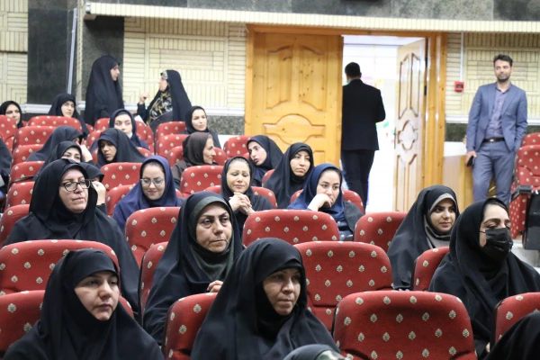 با حضور مدیرکل فرهنگی دانشگاه فرهنگیان:
دوره کشوری تربیت مربی درس آموزش قرآن در بوشهر آغاز شد
با حضور مدیرکل فرهنگی دانشگاه فرهنگیان دوره کشوری تربیت مربی درس آموزش قرآن کریم دانشگاه فرهنگیان در بوشهر آغاز شد.
مدیرکل فرهنگی دانشگاه فرهنگیان در این آئین