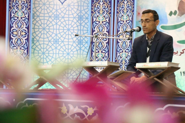 با حضور مدیرکل فرهنگی دانشگاه فرهنگیان:
دوره کشوری تربیت مربی درس آموزش قرآن در بوشهر آغاز شد
با حضور مدیرکل فرهنگی دانشگاه فرهنگیان دوره کشوری تربیت مربی درس آموزش قرآن کریم دانشگاه فرهنگیان در بوشهر آغاز شد.
مدیرکل فرهنگی دانشگاه فرهنگیان در این آئین