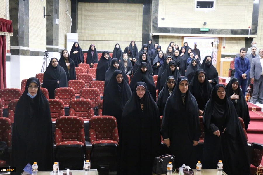 با حضور مدیرکل فرهنگی دانشگاه فرهنگیان:
دوره کشوری تربیت مربی درس آموزش قرآن در بوشهر آغاز شد
با حضور مدیرکل فرهنگی دانشگاه فرهنگیان دوره کشوری تربیت مربی درس آموزش قرآن کریم دانشگاه فرهنگیان در بوشهر آغاز شد.
مدیرکل فرهنگی دانشگاه فرهنگیان در این آئین