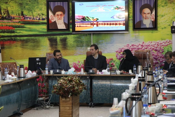 برگزاری دوره کشوری تغذیه سالم-معلم تندرست در اصفهان 3