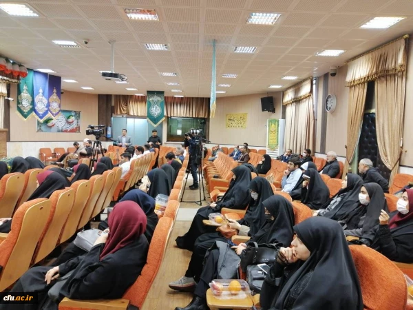 تجلیل از دانشجو معلمان برگزیده سی و پنجمبن دوره مسابقات سراسری حقظ و قرائت قرآن کریم سازمان اوقاف 2