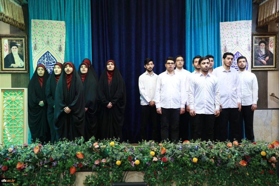 تجلیل از دانشجو معلمان برگزیده سی و پنجمبن دوره مسابقات سراسری حقظ و قرائت قرآن کریم سازمان اوقاف 7