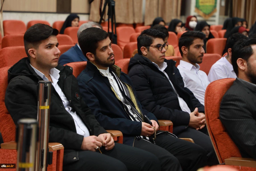 تجلیل از دانشجو معلمان برگزیده سی و پنجمبن دوره مسابقات سراسری حقظ و قرائت قرآن کریم سازمان اوقاف 18