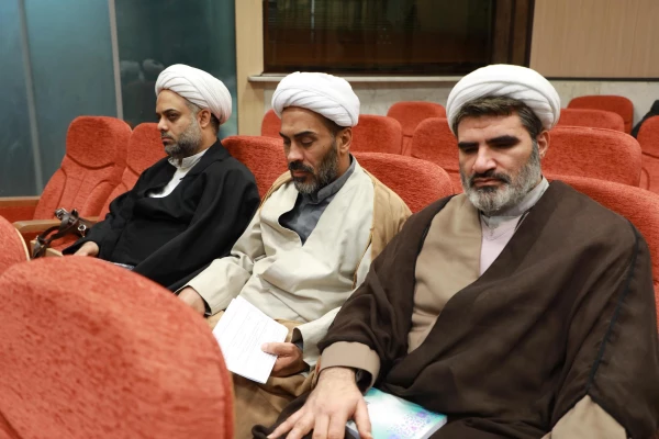 تجلیل از دانشجو معلمان برگزیده سی و پنجمبن دوره مسابقات سراسری حقظ و قرائت قرآن کریم سازمان اوقاف 10