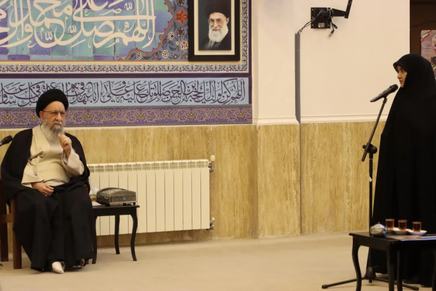 دیدار مسئولان و دانشجومعلمان دانشگاه فرهنگیان استان گلستان با نماینده ولی فقیه در استان 2