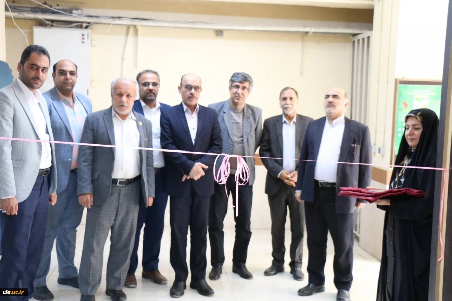 
با حضور معاون مدیرکل فرهنگی دانشگاه فرهنگیان، دارالقرآن پردیس علامه طباطبایی دانشگاه فرهنگیان استان بوشهر افتتاح شد. 2