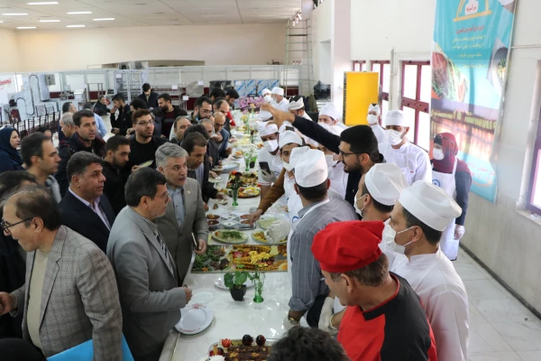 اختتامیه دوره سرآشپزان با حضور دکتر ابراهیمی در اصفهان 6