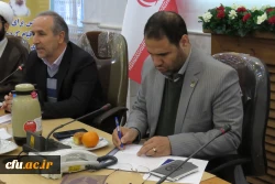 نشست صمیمی اعضای هیات علمی و کارکنان پردیس های استان مرکزی با رئیس دانشگاه فرهنگیان کشور
 3