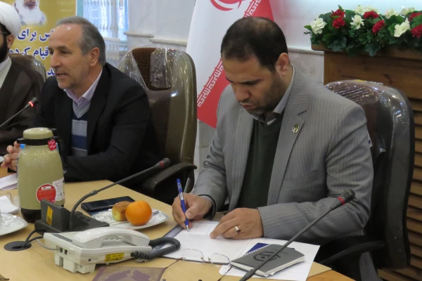 نشست صمیمی اعضای هیات علمی و کارکنان پردیس های استان مرکزی با رئیس دانشگاه فرهنگیان کشور
 3