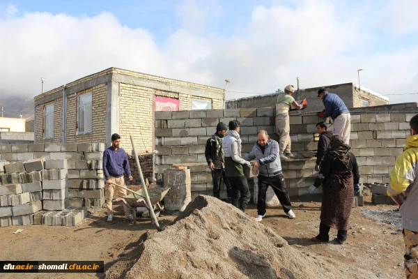 حضور سرپرست دانشگاه فرهنگیان خراسان شمالی به اتفاق اساتید و کارکنان در اردوی جهادی(آموزشی-تربیتی،عمرانی) دانشجومعلمان دانشگاه از روستای قِلی جاجرم. 3