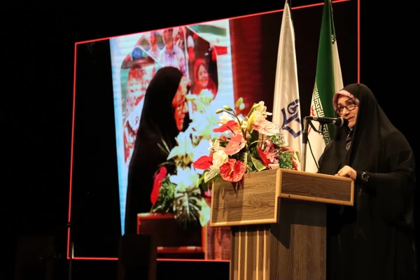 جهانی شدن هویت اقوام از دغدغه های دانشگاه فرهنگیان است. 10