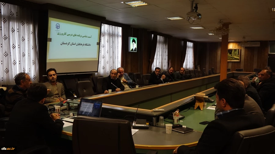 دوره آسیب شناسی و بازآموزی درس کارورزی 2 و 4
 7