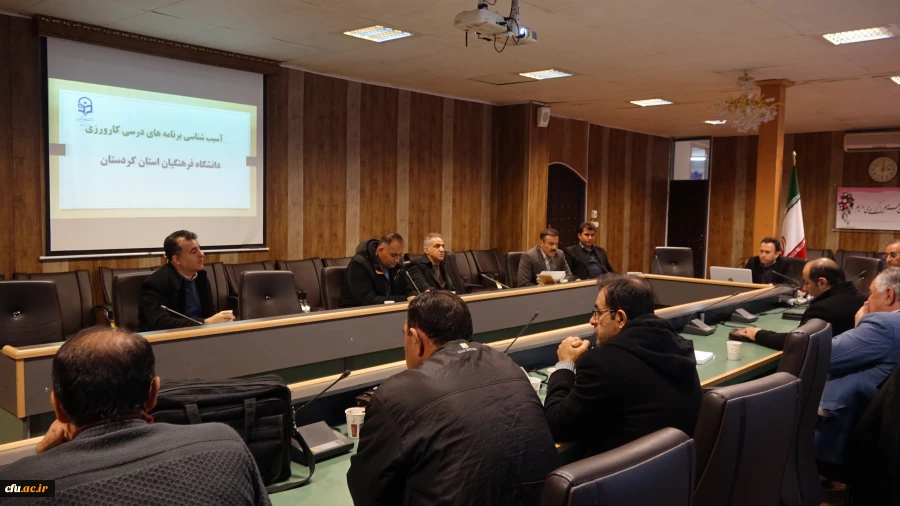 دوره آسیب شناسی و بازآموزی درس کارورزی 2 و 4
 8