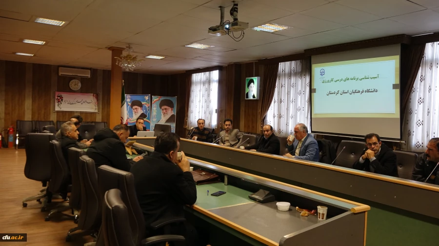 دوره آسیب شناسی و بازآموزی درس کارورزی 2 و 4
 9