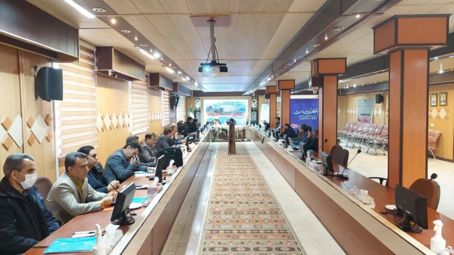 برگزاری کارگاههای تدوین کتب درسی دانشگاهی تربیت مترجم و آشنایی با چگونگی تدوین کرسی های نظریه پردازی نقد و مناظره 5