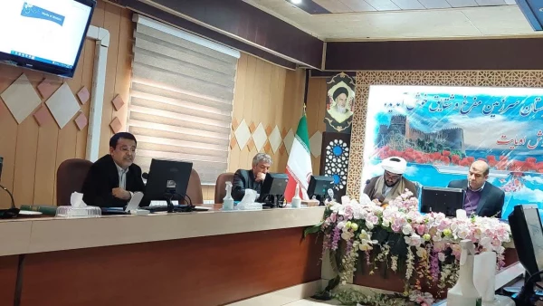 برگزاری کارگاههای تدوین کتب درسی دانشگاهی تربیت مترجم و آشنایی با چگونگی تدوین کرسی های نظریه پردازی نقد و مناظره 6