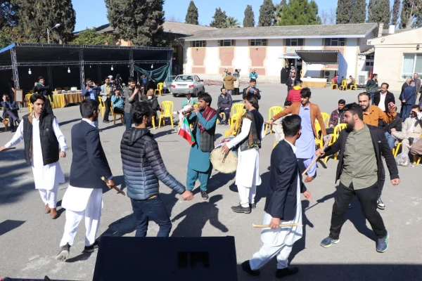 امر تربیت معلم یعنی: حب وطن، نشر فرهنگ ایرانی اسلامی و تضمین رساندن این کشور به صاحب اصلی آن 6