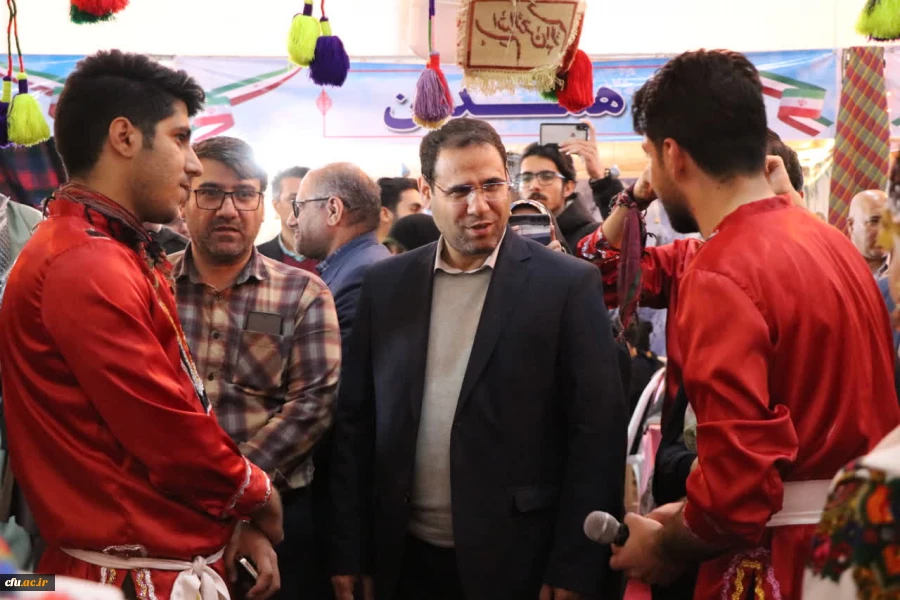 امر تربیت معلم یعنی: حب وطن، نشر فرهنگ ایرانی اسلامی و تضمین رساندن این کشور به صاحب اصلی آن 21