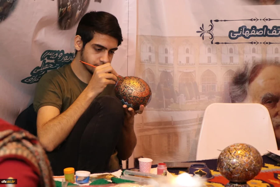 امر تربیت معلم یعنی: حب وطن، نشر فرهنگ ایرانی اسلامی و تضمین رساندن این کشور به صاحب اصلی آن 32