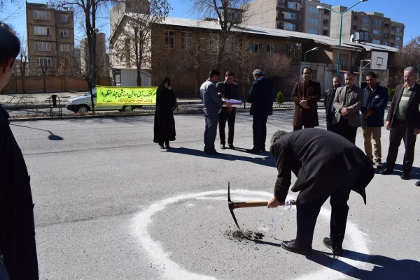 کلنگ سالن ورزشی چند منظوره سرپوشیده پردیس شهید رجایی کرمانشاه به زمین زده شد 4