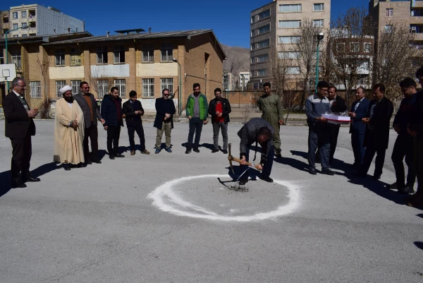 کلنگ سالن ورزشی چند منظوره سرپوشیده پردیس شهید رجایی کرمانشاه به زمین زده شد 7
