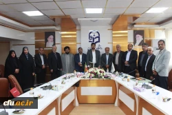 با حضور مشاور رئیس و مدیرکل حراست دانشگاه فرهنگیان؛
رئیس اداره حراست مدیریت استانی دانشگاه فرهنگیان استان بوشهر معارفه شد 18