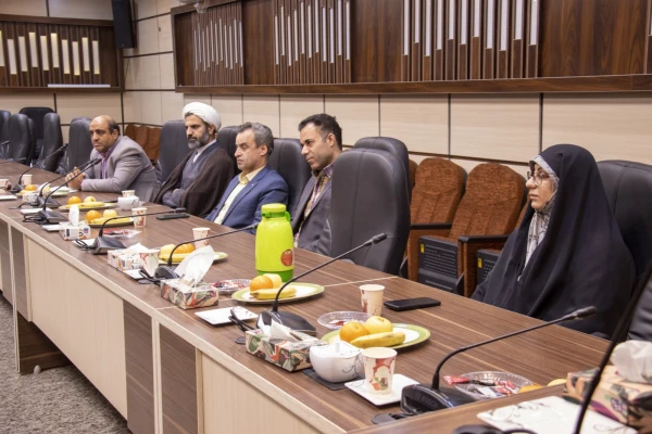 ششمین جلسه هیأت مدیره بنیاد خیّرین حامی دانشگاه فرهنگیان یزد برگزار شد
 2