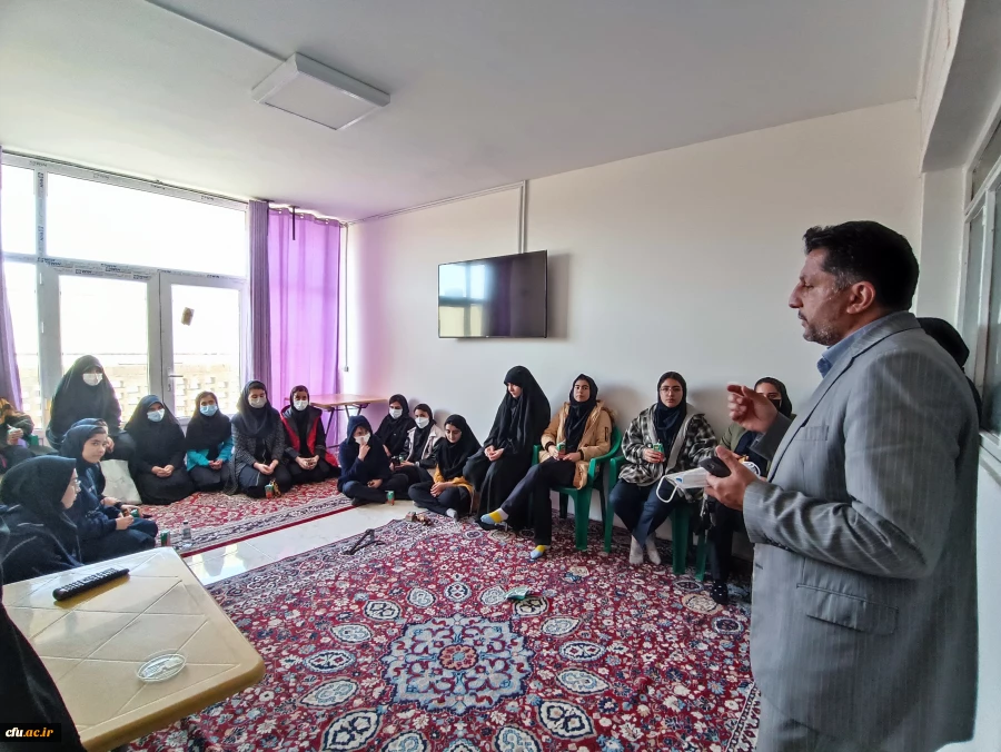 بازدید دانش آموزان مدارس استان از دانشگاه فرهنگیان 7