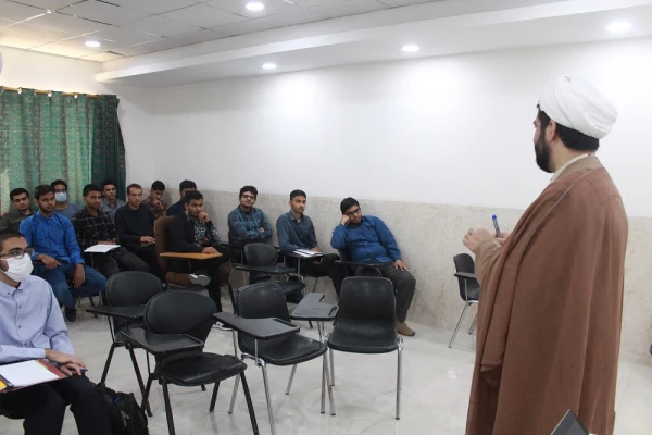 رئیس دانشگاه فرهنگیان استان بوشهر:

دوره ملی آموزشی تربیتی با رویکرد معارف نماز در حال برگزاری است 5