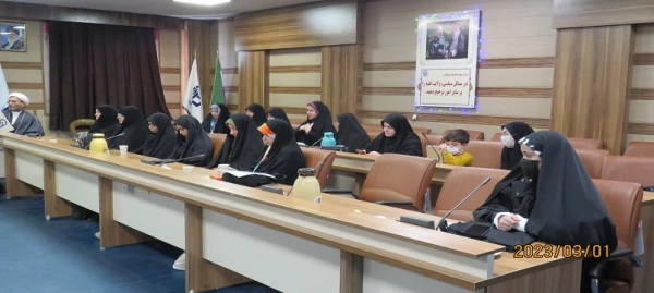 نشست صمیمی جانشین فرمانده سپاه استان اردبیل با اساتید، کارکنان و دانشجومعلمان