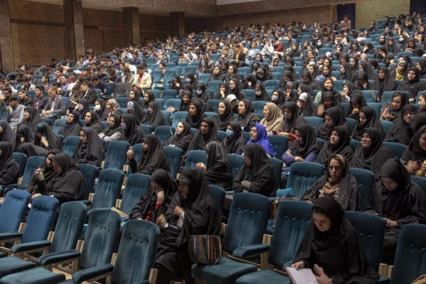 دومین همایش ملی آموزش علوم تجربی
 7