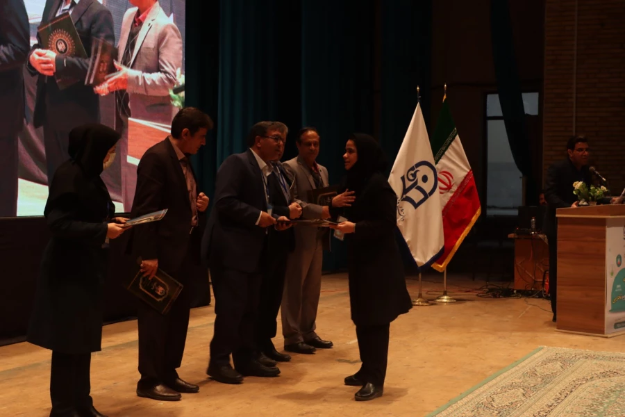 دومین همایش ملی آموزش علوم تجربی
 16