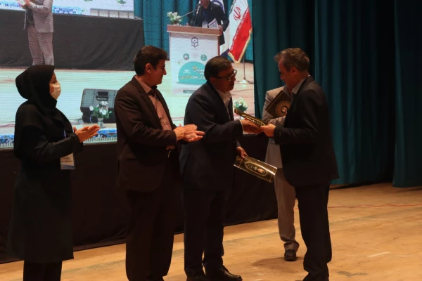 دومین همایش ملی آموزش علوم تجربی
 17