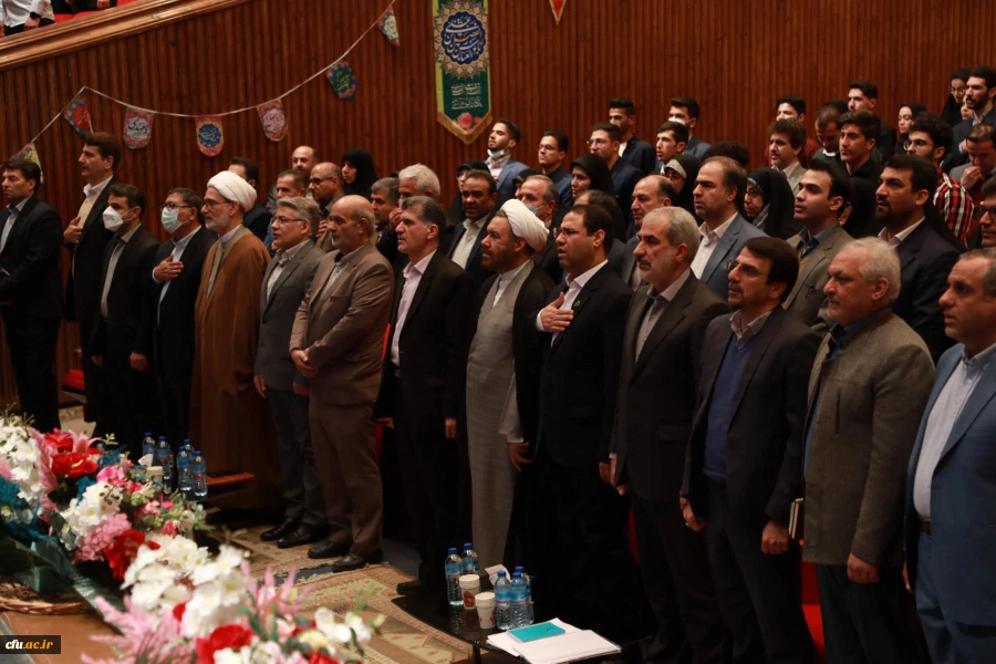 مراسم تجلیل از دانشجو معلمان ممتاز و سرآمدِ دانشگاه فرهنگیان با عنوان " تربیت و معلمان آینده" 3