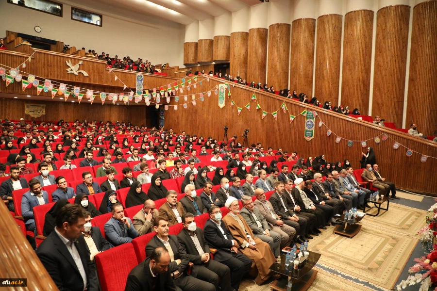 مراسم تجلیل از دانشجو معلمان ممتاز و سرآمدِ دانشگاه فرهنگیان با عنوان " تربیت و معلمان آینده" 17