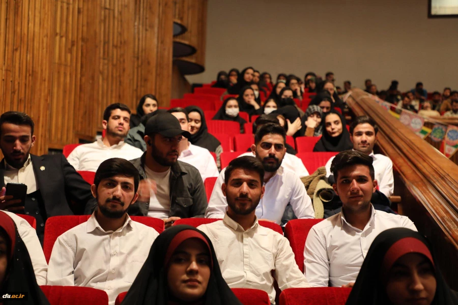 مراسم تجلیل از دانشجو معلمان ممتاز و سرآمدِ دانشگاه فرهنگیان با عنوان " تربیت و معلمان آینده" 2