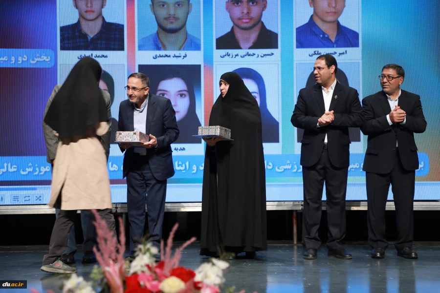 مراسم تجلیل از دانشجو معلمان ممتاز و سرآمدِ دانشگاه فرهنگیان با عنوان " تربیت و معلمان آینده" 14