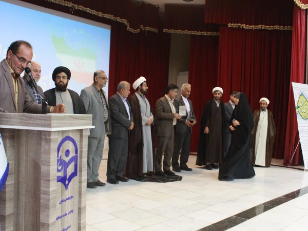 به میزبانی دانشگاه فرهنگیان استان بوشهر؛
جشنواره دانشگاهی «مهرواره برای ایران» برگزار شد 11