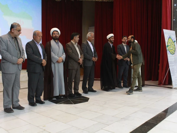 به میزبانی دانشگاه فرهنگیان استان بوشهر؛
جشنواره دانشگاهی «مهرواره برای ایران» برگزار شد 12