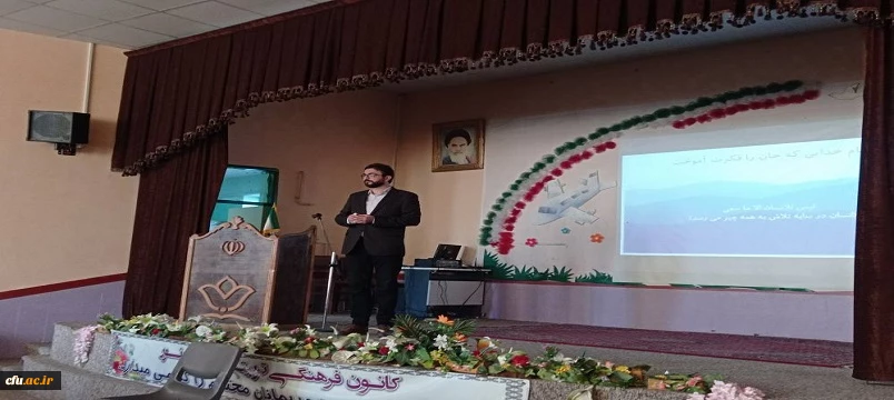  کارگاه راه های شادکامی با محوریت یوگای خنده در پردیس بنت الهدی صدر اردبیل