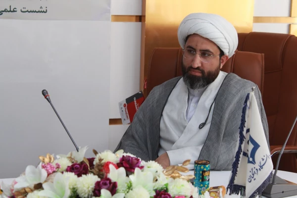 رئیس حوزه اسلامی دانشگاهیان کشور:
نظامنامه حوزه اسلامی دانشگاه فرهنگیان رونمایی می شود 7